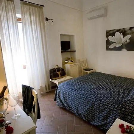 Szálloda Corallo Pomonte